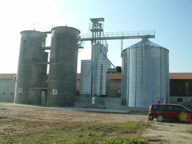 Циклическая шахтная зерносушилка Strahl 606AR