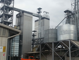 Поточная шахтная зерносушилка с рекуперацией воздуха Strahl 11000FR