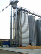 Поточная шахтная зерносушилка с рекуперацией воздуха Strahl 2500FR