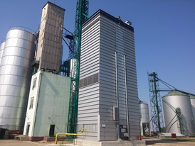 Поточная шахтная зерносушилка с рекуперацией воздуха Strahl 6000FR