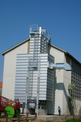 Циклическая шахтная зерносушилка Strahl 606AR