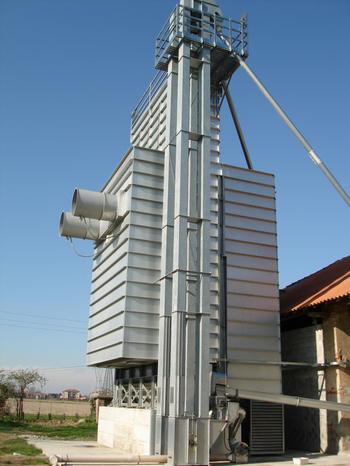 Циклическая шахтная зерносушилка Strahl 612AR