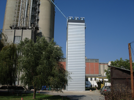 Поточная шахтная зерносушилка с рекуперацией воздуха Strahl 10000FR