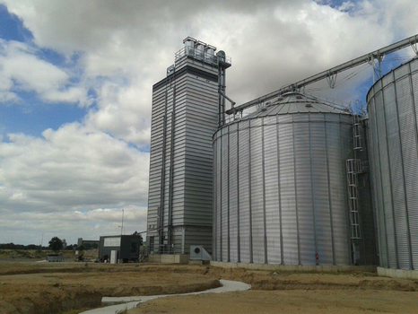 Поточная шахтная зерносушилка с рекуперацией воздуха Strahl 8000FR